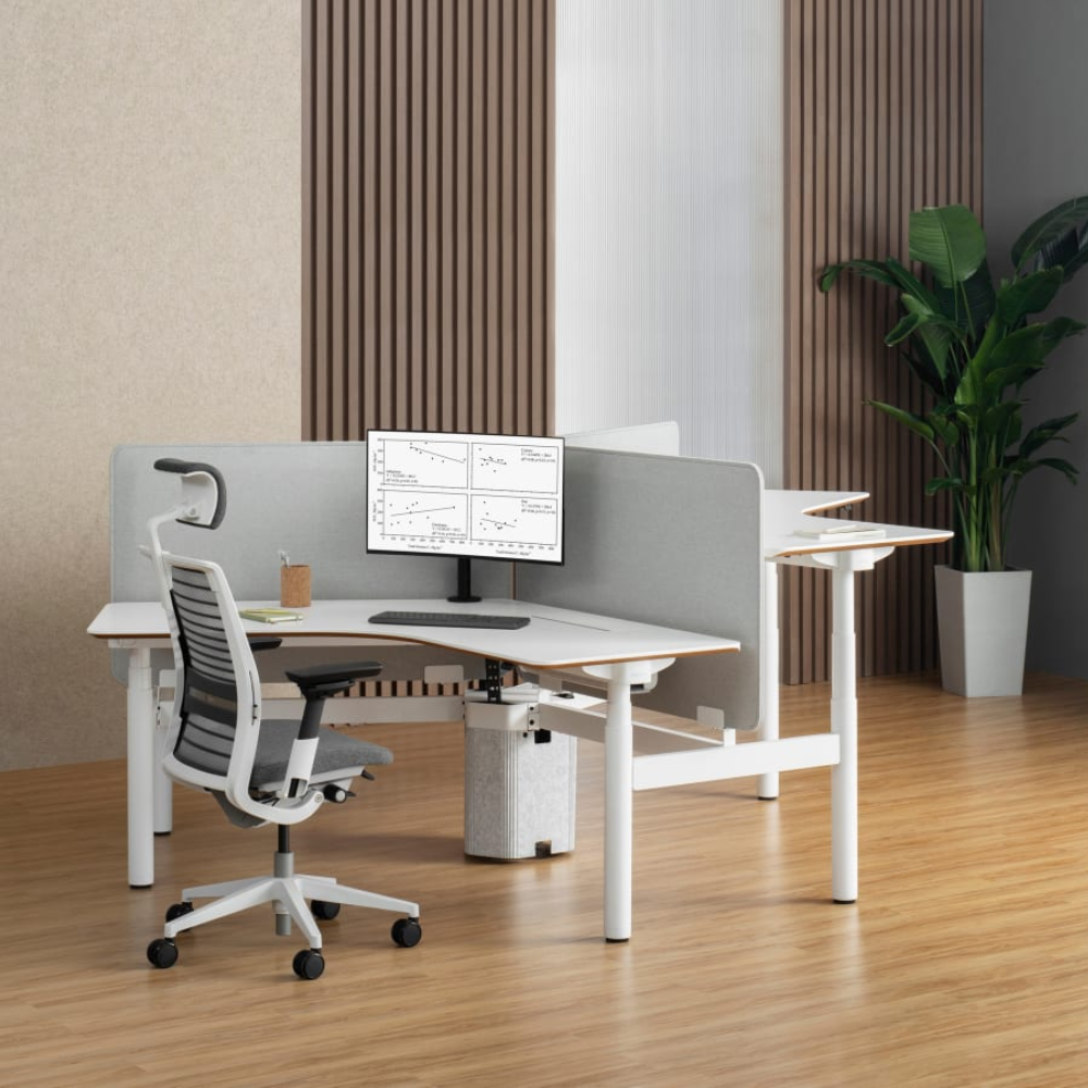 SMART SOLUTIONS APPLIED IN OFFICE FURNITURE